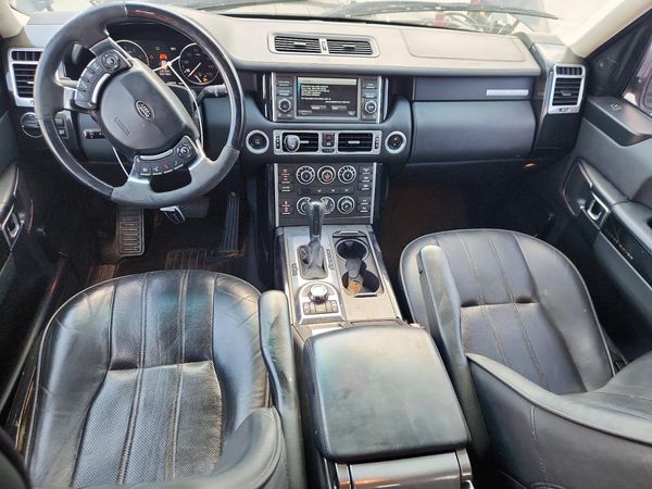 2012 LAND ROVER RANGEROVER HSE LUX