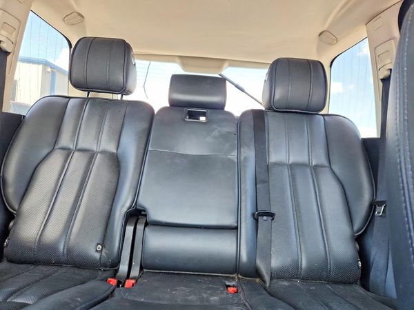 2012 LAND ROVER RANGEROVER HSE LUX