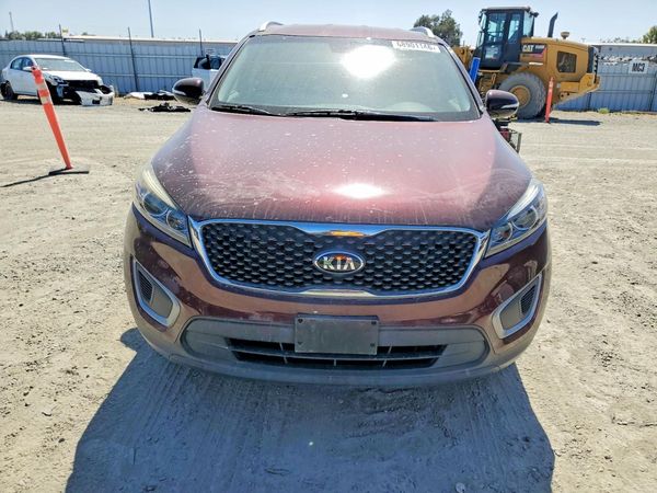 2017 KIA SORENTO L, LX