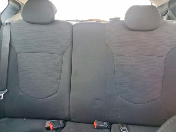 2015 HYUNDAI ACCENT GL(Middle-low) — SUVN