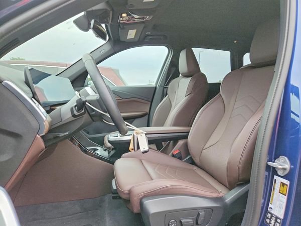 2025 BMW X1 xDrive28i — DENT