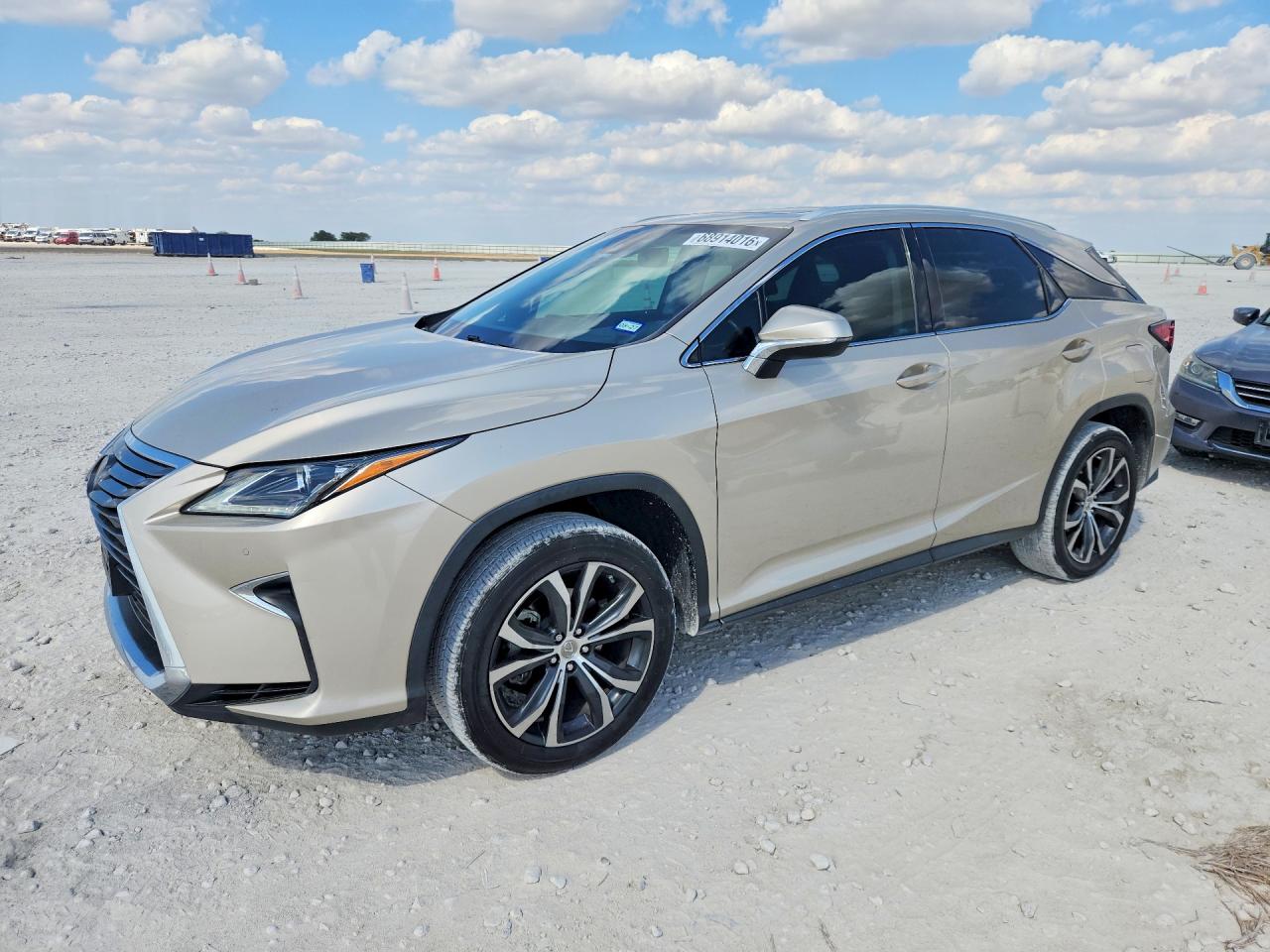 2017 LEXUS RX 350 — Front 3/4