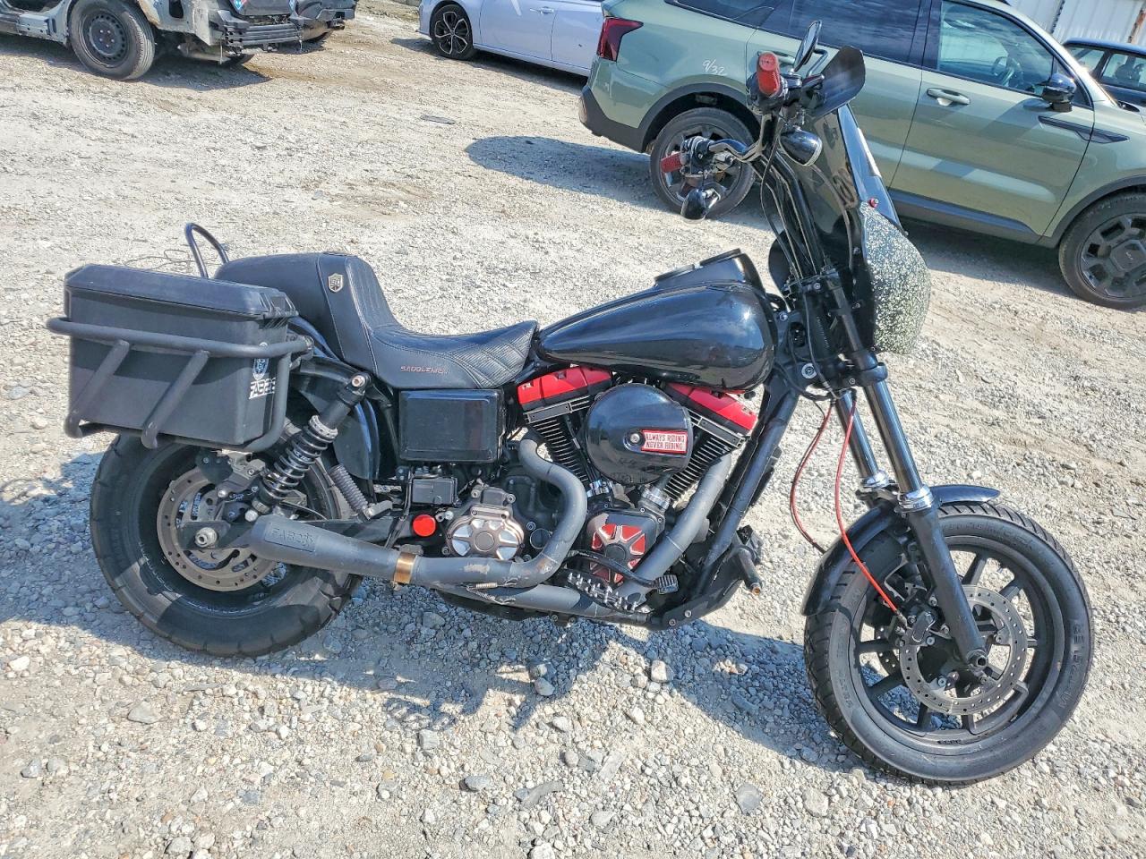 2016 HARLEY-DAVIDSON FX — RSDT