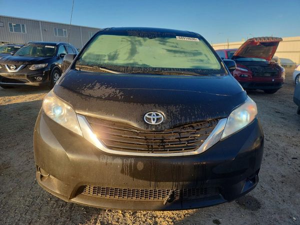 2013 TOYOTA SIENNA — DIRF