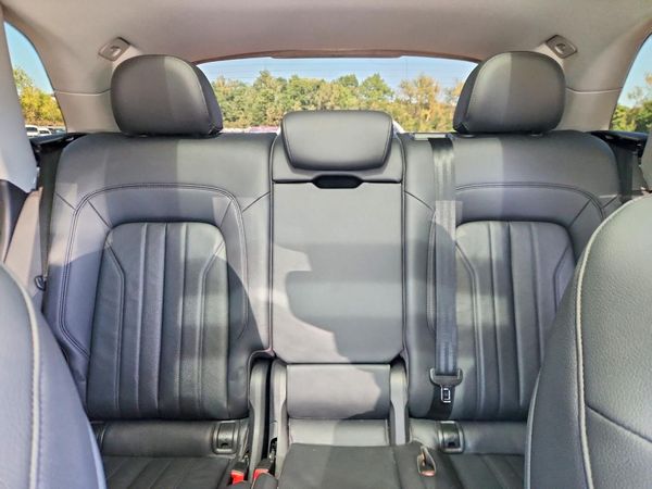 2018 AUDI Q5 quattro Premium Plus