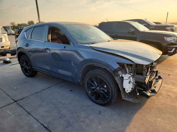 2021 MAZDA CX-5 — Passenger 3/4