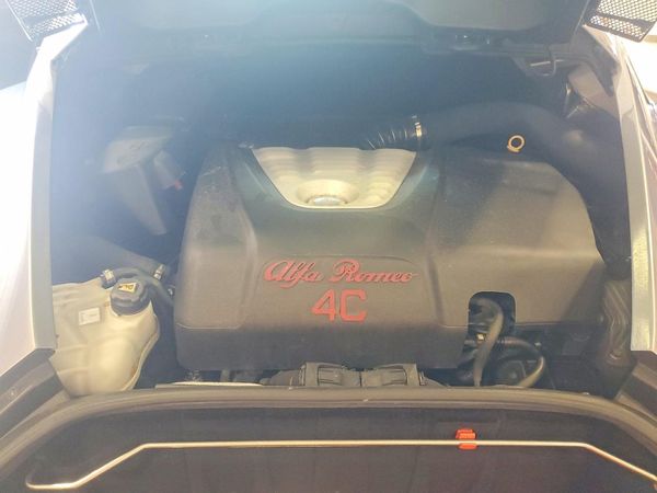 2017 ALFA ROMEO 4C — Engine bay