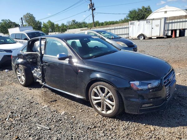 2015 AUDI S4/RS4 quattro Premium Plus — Passenger 3/4