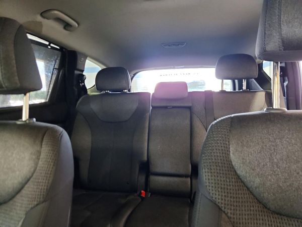 2021 HYUNDAI SANTA FE SEL w/ Convenience Pkg