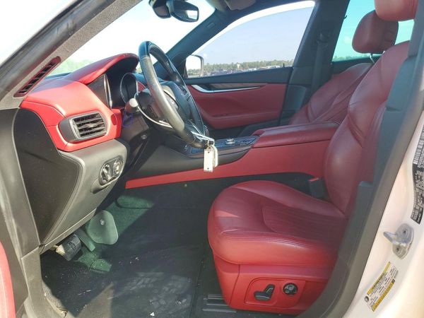 2017 MASERATI LEVANTE — DENT