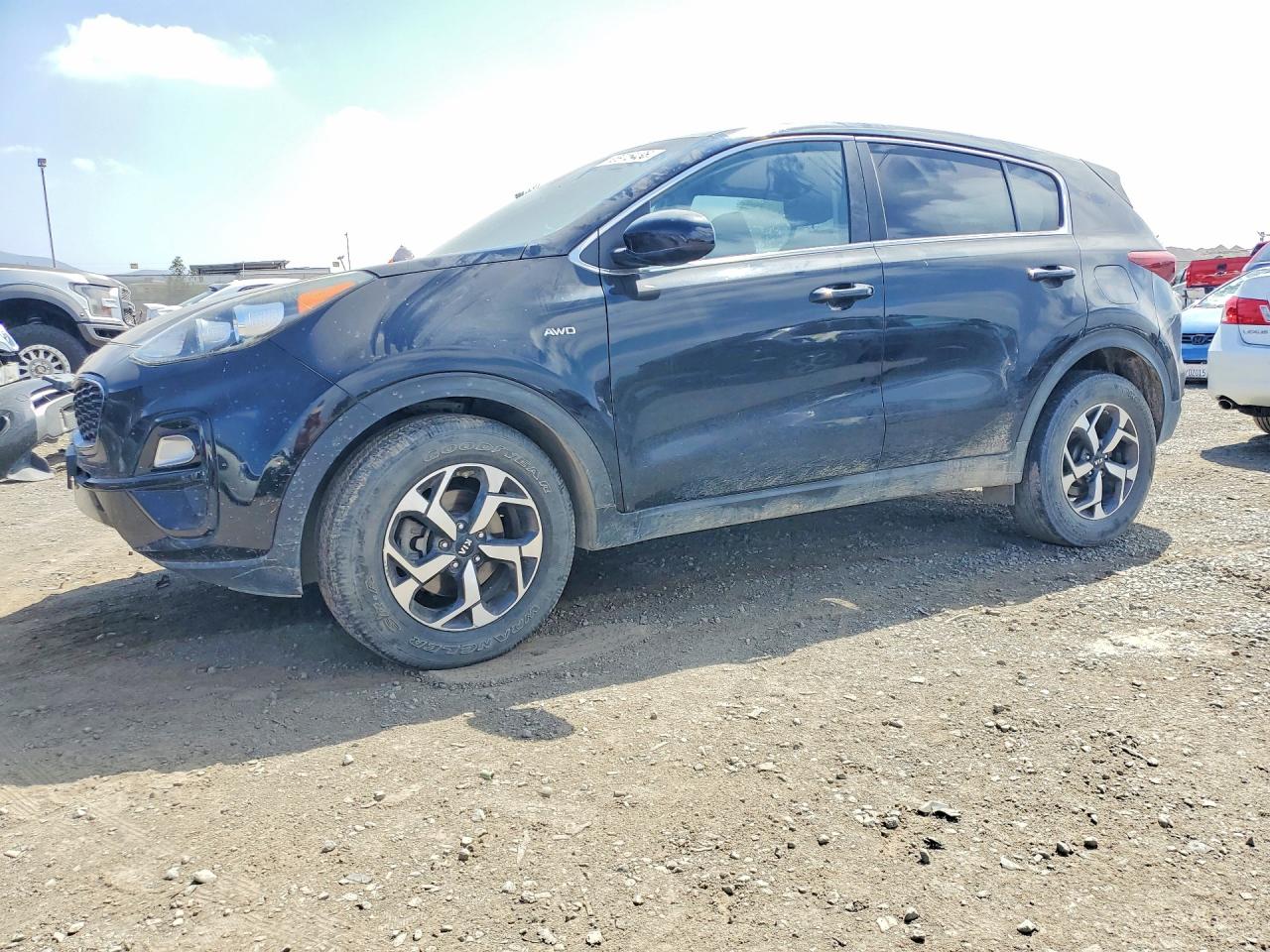 2020 KIA SPORTAGE — Front 3/4