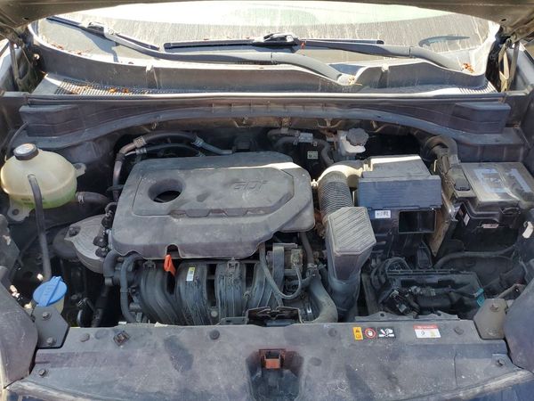 2020 KIA SPORTAGE — Engine bay
