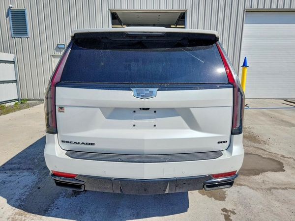 2023 CADILLAC ESCALADE Sport — DIRR