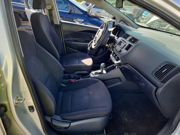 2014 KIA RIO 1.6 AT LX STD/Power