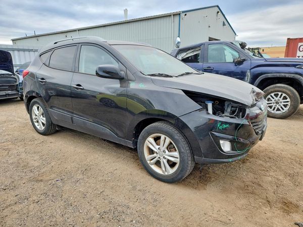 2013 HYUNDAI TUCSON — Passenger 3/4