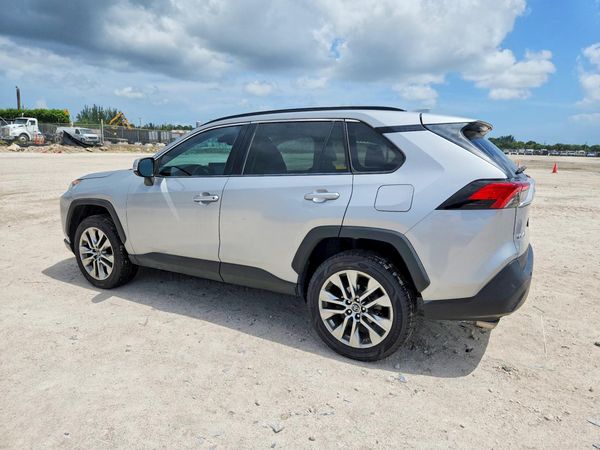 2019 TOYOTA RAV4 XLE Premium