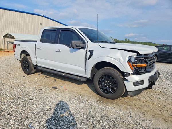 2025 FORD F150 XLT