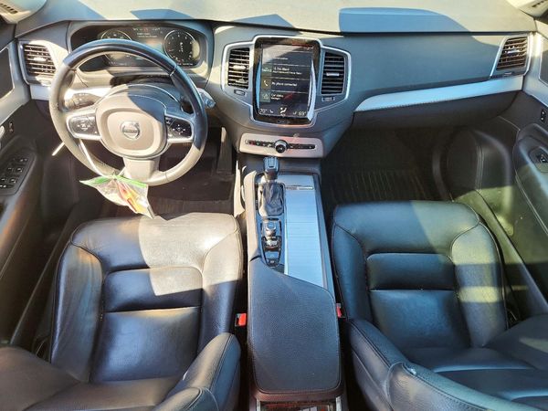 2016 VOLVO XC90 SV42 Momentum