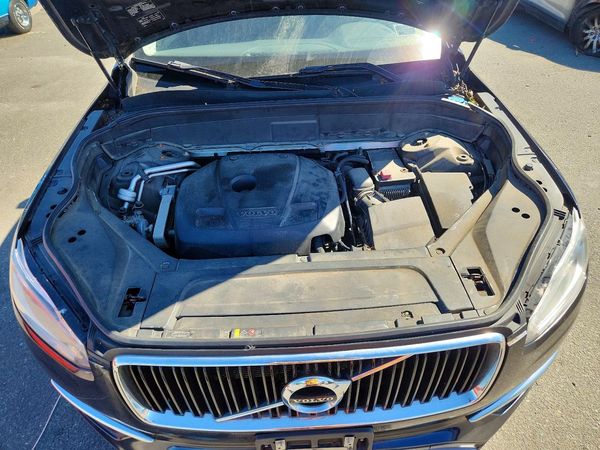 2016 VOLVO XC90 SV42 Momentum