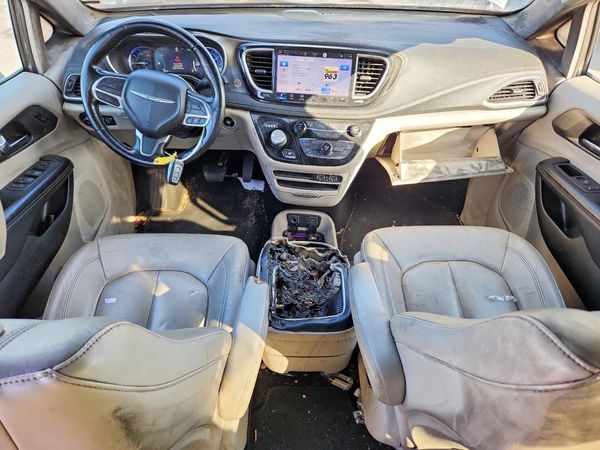 2021 CHRYSLER PACIFICA Touring L — CKPT