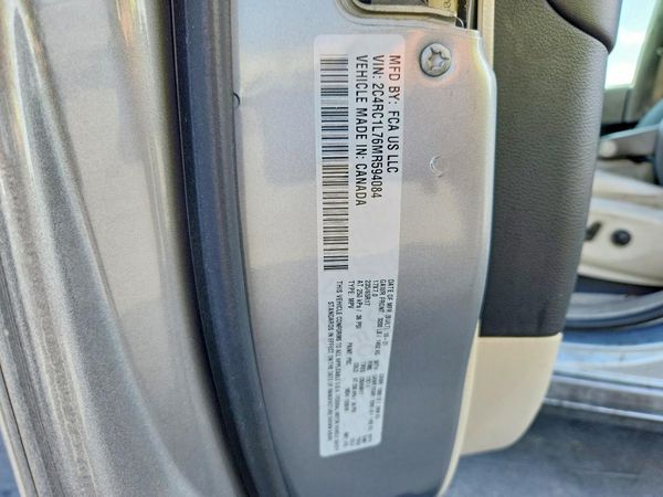 2021 CHRYSLER PACIFICA Touring L — VINS