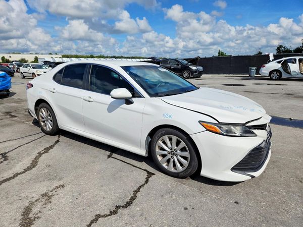 2018 TOYOTA CAMRY L/LE/SE/XLE