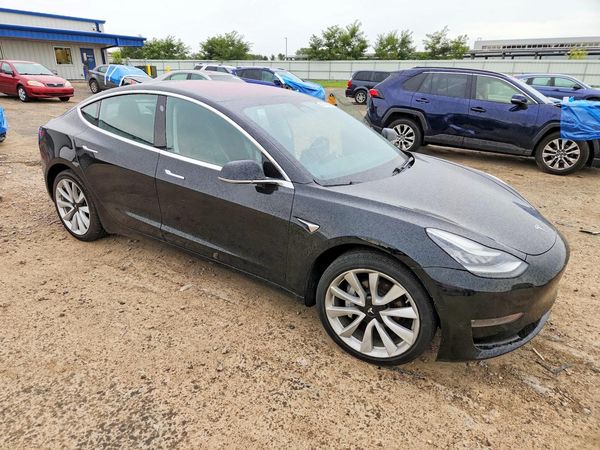 2018 TESLA MODEL 3 — Passenger 3/4
