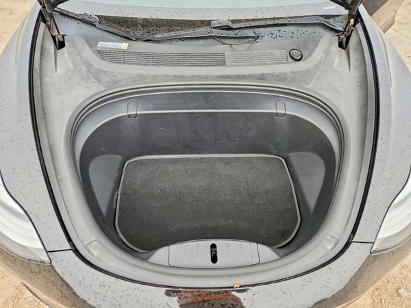 2018 TESLA MODEL 3 — Engine bay