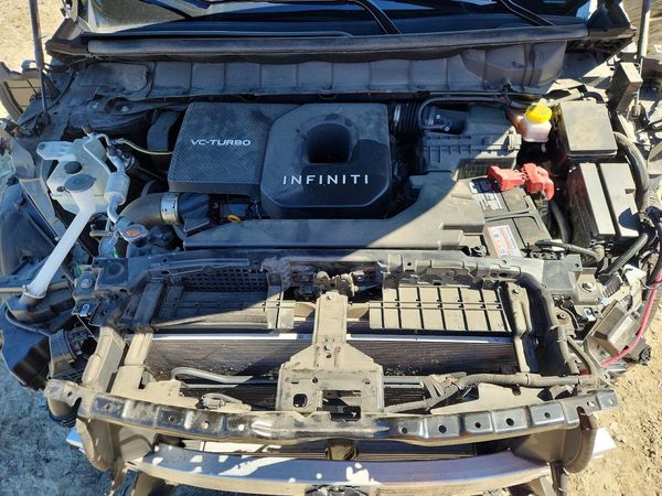 2025 INFINITI QX60 — Engine bay
