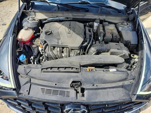 2022 HYUNDAI SONATA SEL — Engine bay