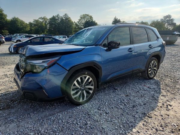 2025 SUBARU FORESTER — Front 3/4