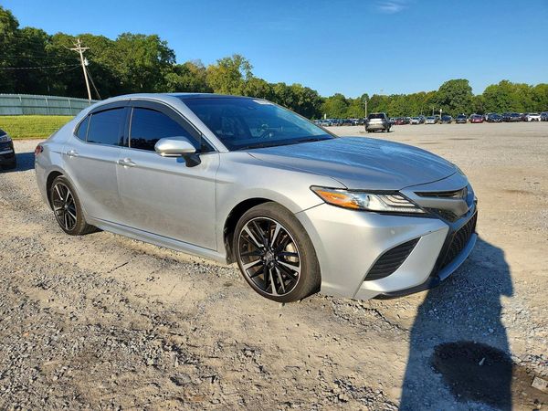 2018 TOYOTA CAMRY XSE