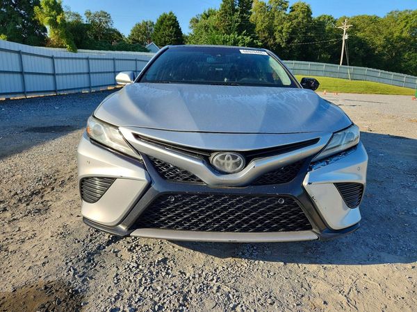 2018 TOYOTA CAMRY XSE