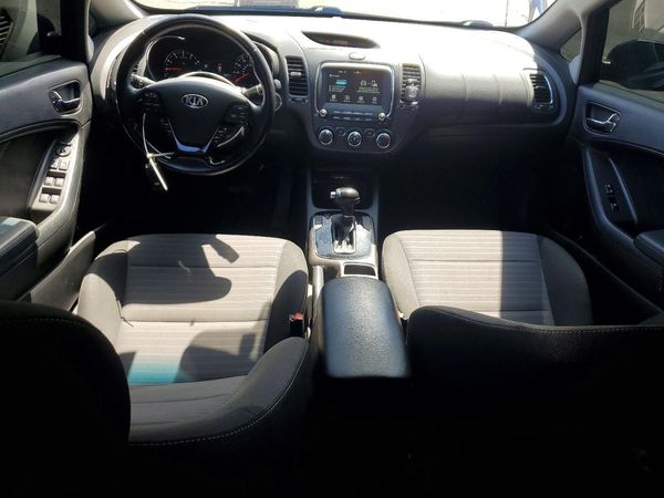 2017 KIA FORTE LX Popular, S