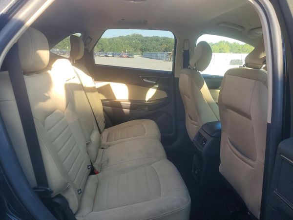 2019 FORD EDGE SE