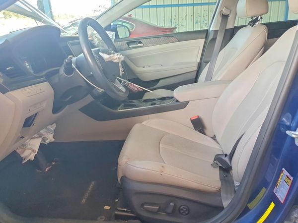 2019 HYUNDAI SONATA — DENT