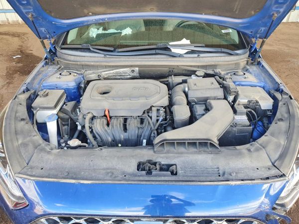 2019 HYUNDAI SONATA — Engine bay