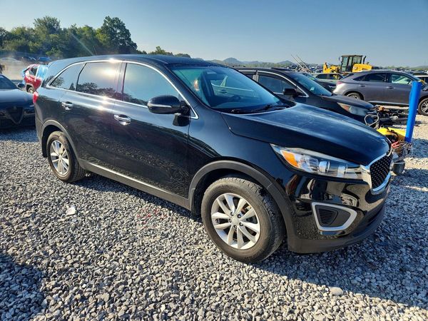 2018 KIA SORENTO L, LX