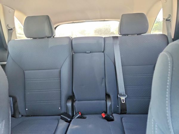 2018 KIA SORENTO L, LX
