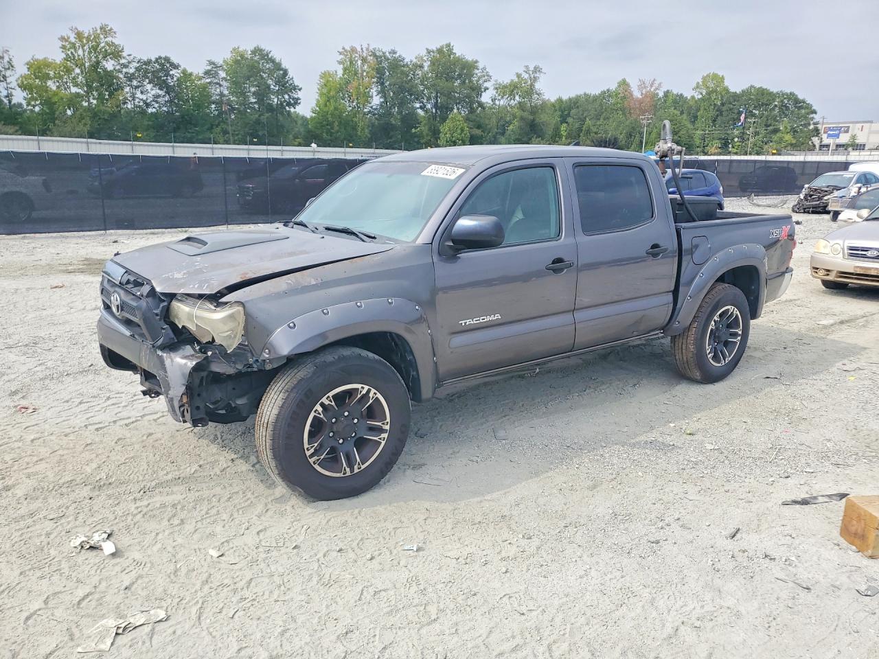 2015 TOYOTA TACOMA Delux Grade