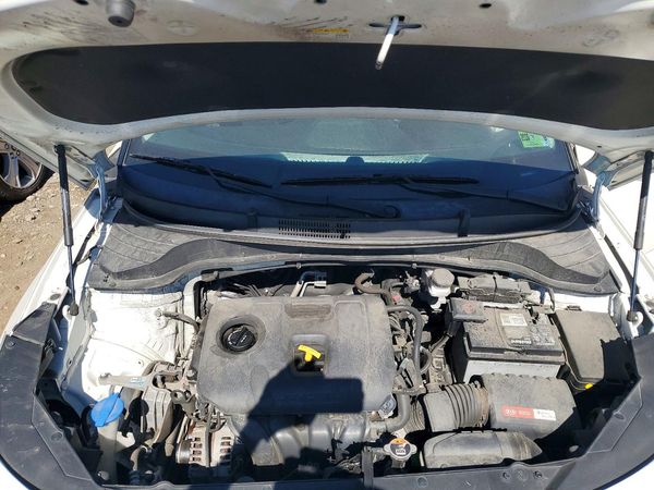 2022 KIA SOUL — Engine bay