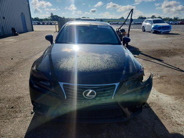 2016 LEXUS IS 200t
