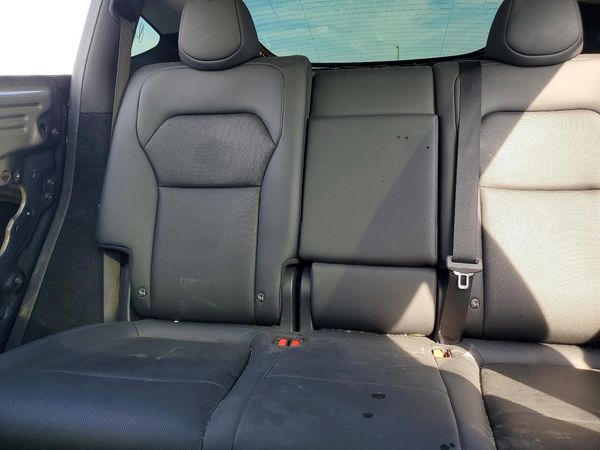 2026 TESLA MODEL Y — SUVN