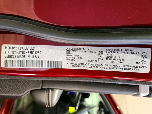 2024 JEEP CHEROKEE Limited 4XE