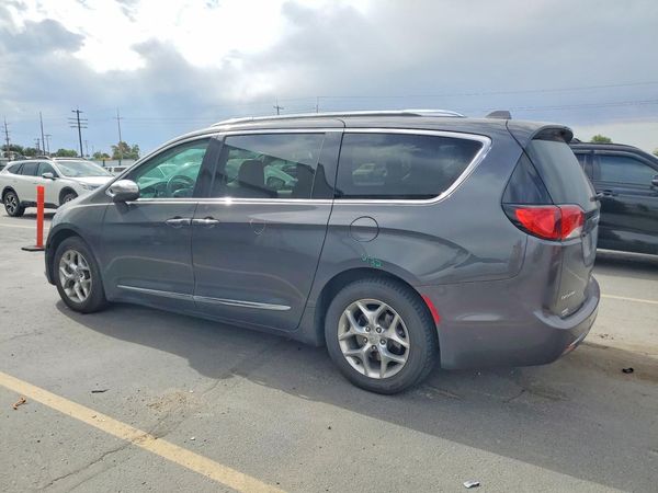 2017 CHRYSLER PACIFICA Limited — DSRA