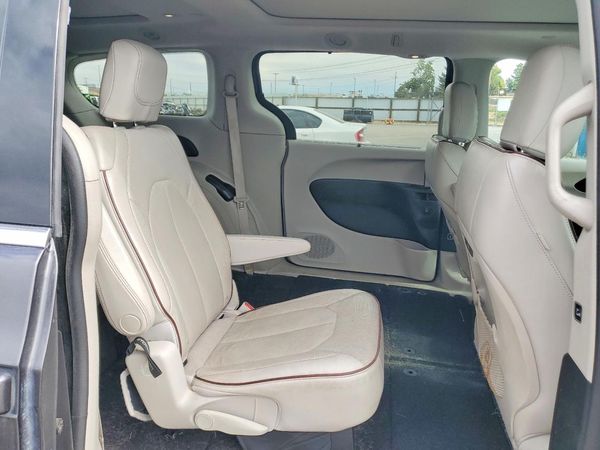 2017 CHRYSLER PACIFICA Limited — PSRS