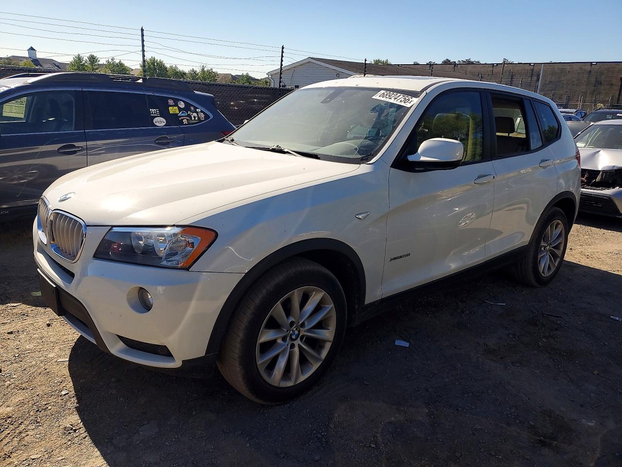 2014 BMW X3 xDrive28i — Front 3/4