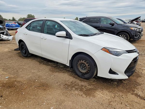 2017 TOYOTA COROLLA