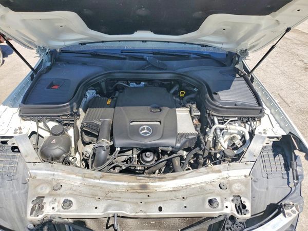 2019 MERCEDES-BENZ GLC-CLASS GLC 300-4M — Engine bay