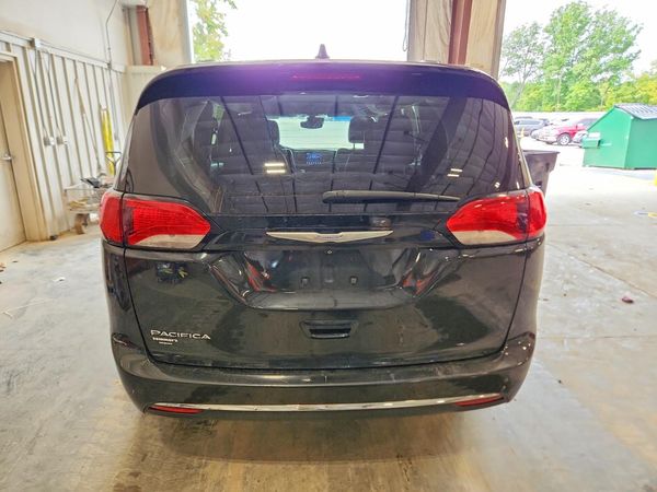 2017 CHRYSLER PACIFICA Touring L Plus — DIRR